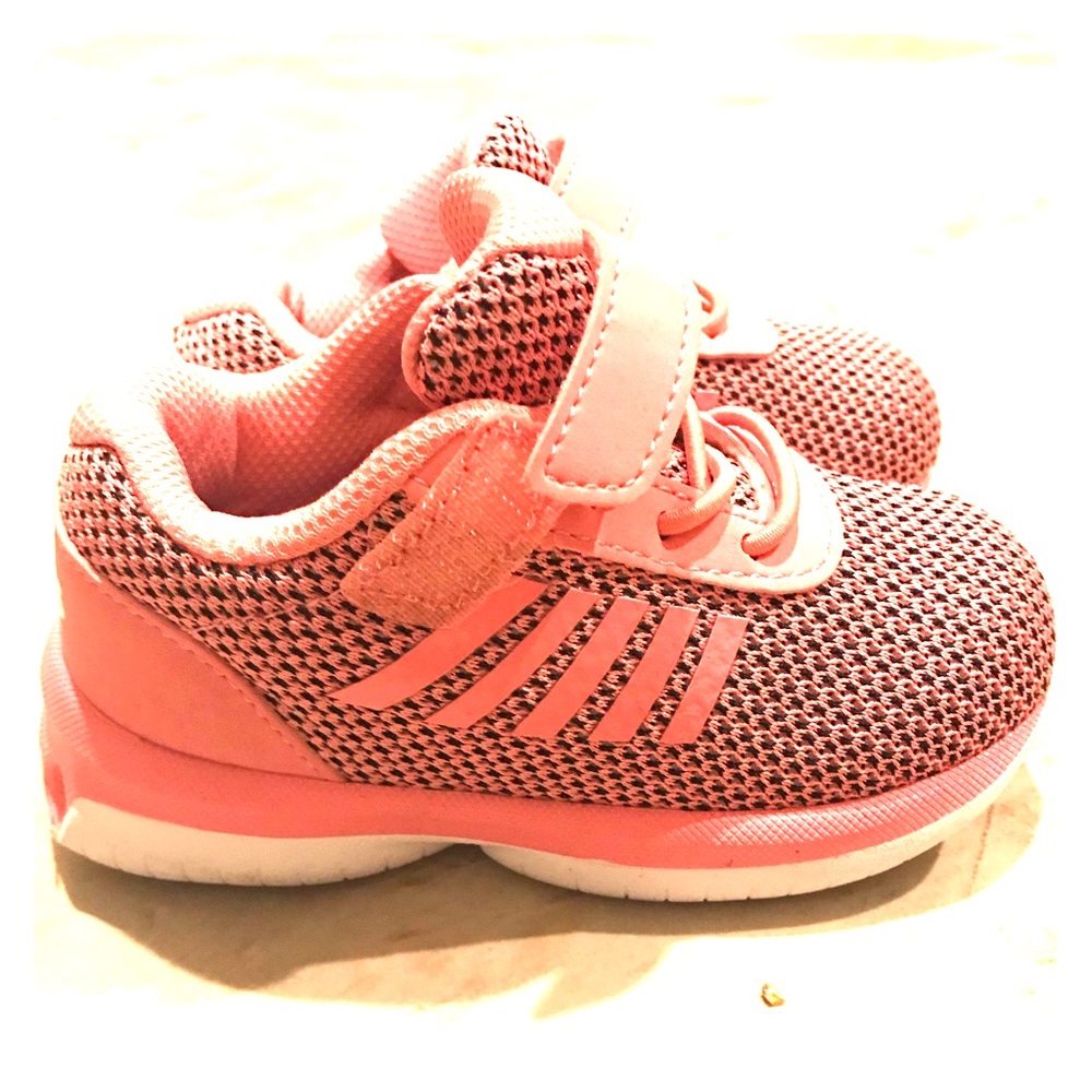 KSwiss Toddler sneakers NWOT